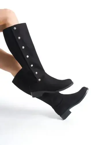 Женские дизайнерские замшевые сапоги на пуговицах - черная замша - 3