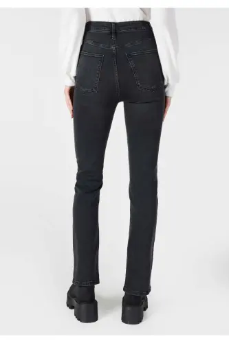 Женские джинсовые брюки 797 Adel Flare Fit с широкими штанинами, черные - COLIN'S (1)