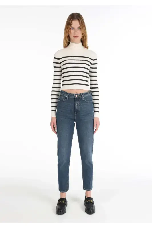 Женские джинсовые брюки Maria Mom Fit с высокой талией и зауженными штанинами - 1