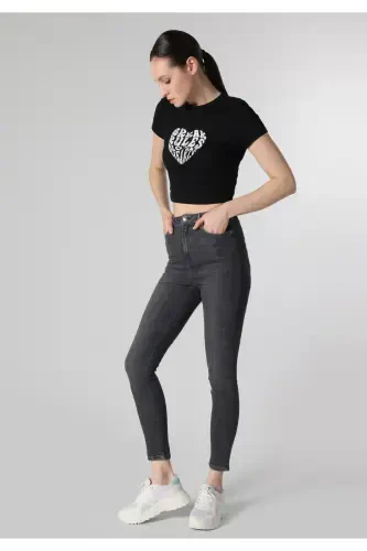 Женские джинсы Diana Super Slim Fit с высокой талией и зауженными штанинами серого цвета - 1