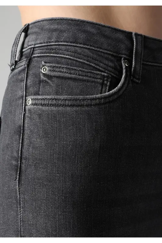Женские джинсы Diana Super Slim Fit с высокой талией и зауженными штанинами серого цвета - 6