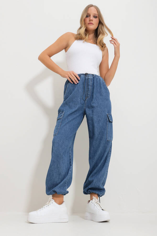 Женские карго-джоггеры с эластичным поясом и манжетами синего цвета Alc-X11759 - 5