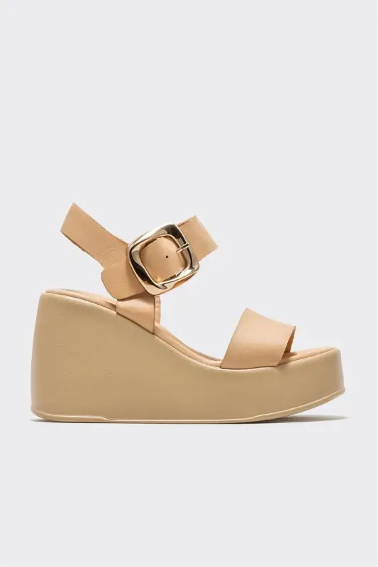 Женские сандалии на каблуке-танкетке из натуральной кожи - ELLE SHOES