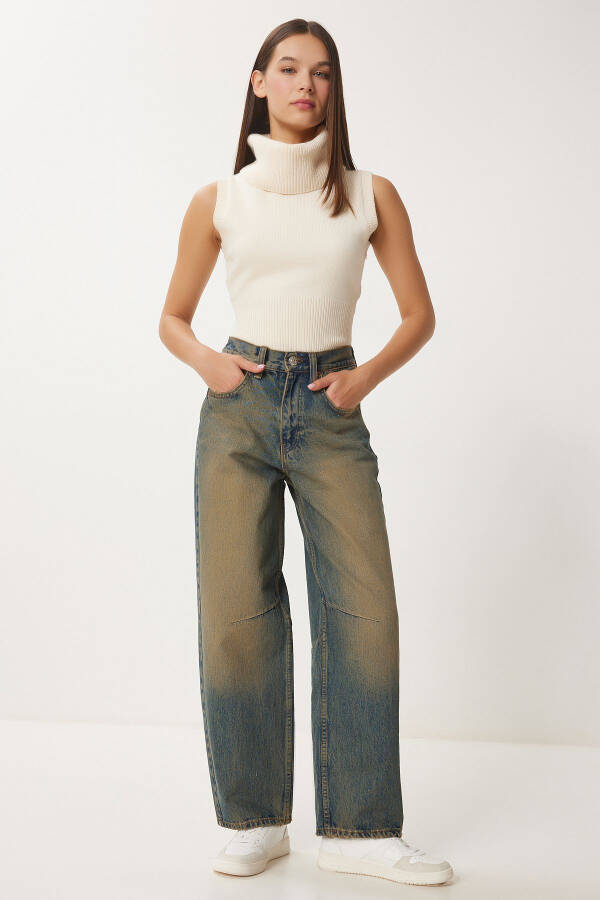 Женские тёмно-синие широкие джинсы с высокой талией и эффектом потертости - 1