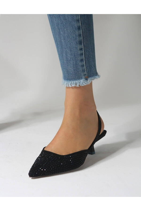 Женские туфли Fegi с черными камнями на коротком каблуке - 9