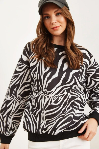 Женский базовый свободный свитшот Zebra с мягкой текстурой SWT-19000457 - 4