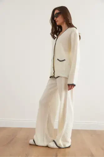 Женский Белый Детализированный Верхний Кардиган Нижние Брюки Трикотажный Костюм TKM-19000305-Белый - 4