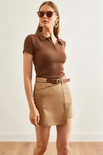 Женский Габардиновый Хлопковый Плащ с Норковым Поясом и Деталью на Клапане - 1