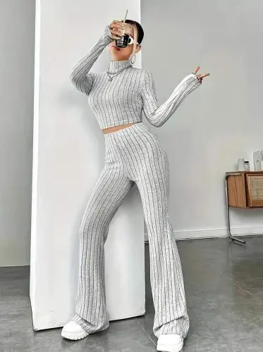 Женский комплект двойка: кроп с длинным рукавом, водолазка и брюки, кашкорсе с начесом - BÜYÜKBEDENIZ (1)