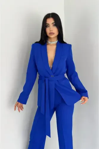 Женский костюм с блейзером с шалевым воротником, поясом, имитацией карманов и брюками-дудочками, эластичный, саксовый синий - 3