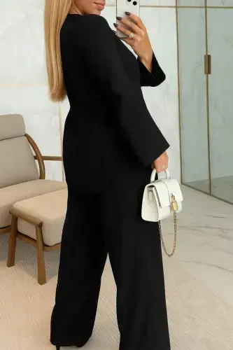 Женский льняной комплект из двух предметов: блузка с длинными рукавами и V-образным вырезом и брюки на шнуровке - BÜYÜKBEDENIZ (1)