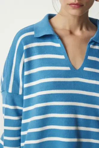 Женский небесно-голубой трикотажный укороченный свитер-поло US00293-небесно-голубой - 4