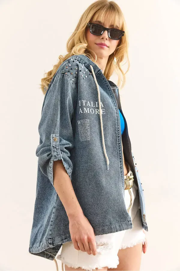 Женский светло-голубой джинсовый оверсайз худи с капюшоном и карманами CKT-19000389 - 2