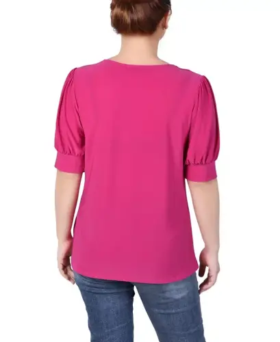 Женский топ с короткими рукавами-буфами и фурнитурой - NY COLLECTION (1)