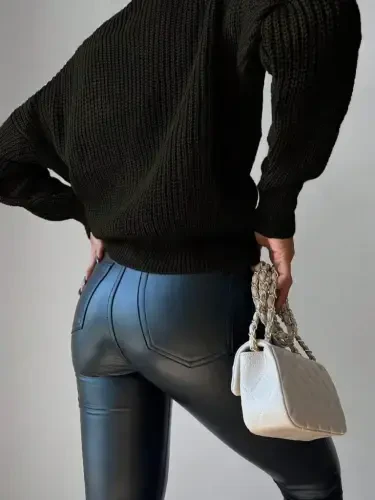 Женский трикотажный кардиган с длинными рукавами и пуговицами - 3