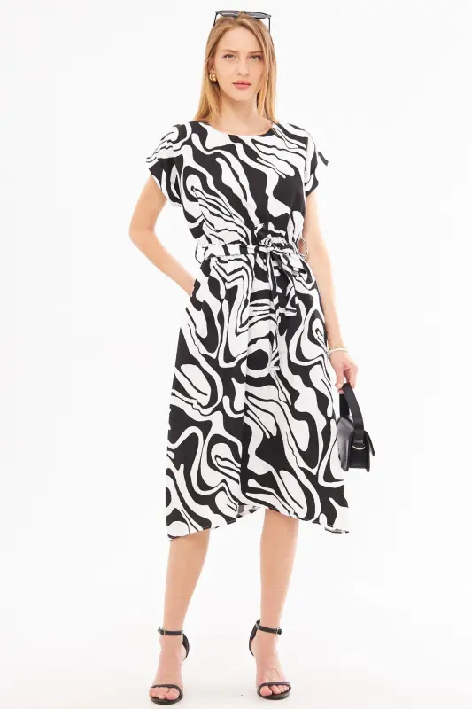 Женское Бело-черное Платье с Узором на Резинке с Поясом ARM-22Y001044-Белый - 4