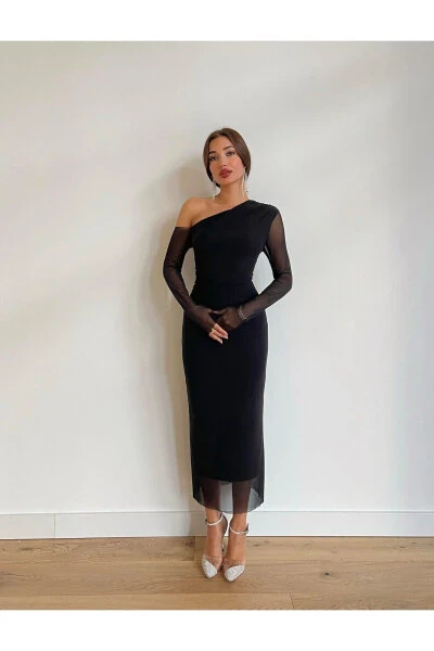 Женское черное асимметричное платье с открытым плечом и тюлевой деталью - WOOLNCLYDE