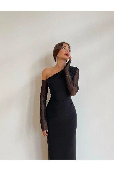 Женское черное асимметричное платье с открытым плечом и тюлевой деталью - WOOLNCLYDE (1)