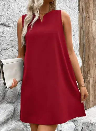 Женское короткое платье из жатой креповой ткани с V-образным вырезом, широким кроем и бретелями - 4