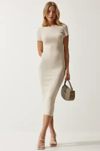 Женское кремовое велосипедное платье в рубчик с круглым вырезом UB00241-Крем - 1