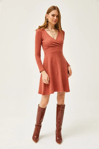 Женское мини-платье с V-образным вырезом и оборками цвета терракоты ELB-19002043 - OLALOOK (1)