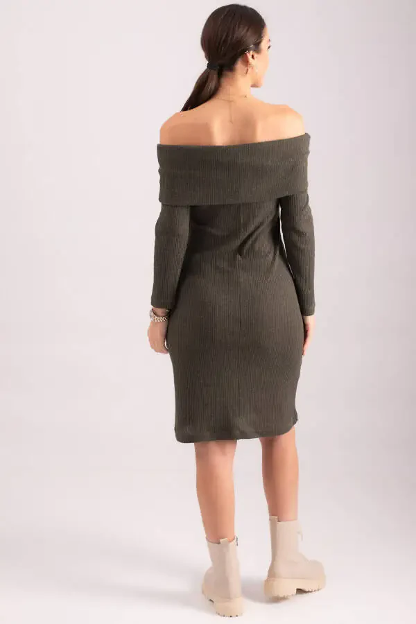 Женское платье-корсет из рубчатой ткани с воротником Мадонна цвета хаки, приталенное ARM-24K001070 - 4