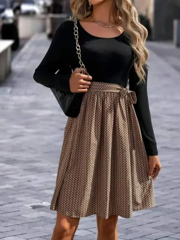 Женское платье миди из вискозы и супрема с длинными рукавами и круглым вырезом - 3