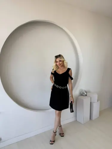 Женское платье на бретелях из модала с открытыми плечами - BÜYÜKBEDENIZ (1)