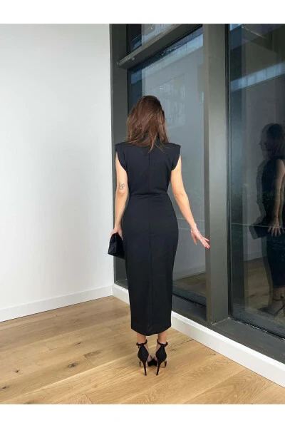 Женское платье с камнями и вышивкой. - LACASE (1)