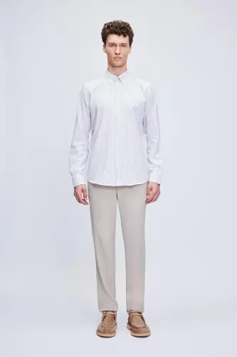 Жигарранг рангдаги Comfort Fit чизикли пахтадан тикилган тугмали ёка - HATEMOĞLU (1)