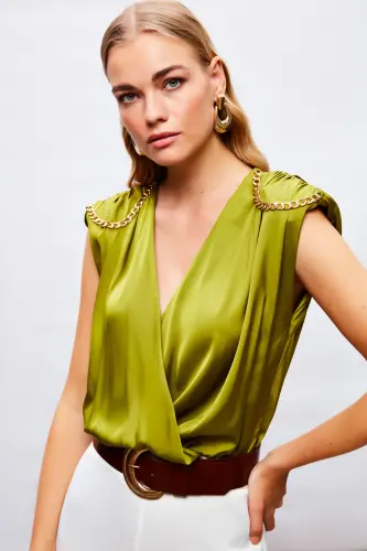 Zincir Aksesuarlı Saten Bodysuit Bluz - YAĞ YEŞİLİ - YAĞ YEŞİLİ - 3