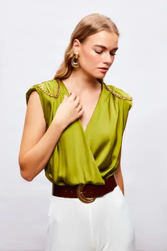 Zincir Aksesuarlı Saten Bodysuit Bluz - YAĞ YEŞİLİ - YAĞ YEŞİLİ - 4