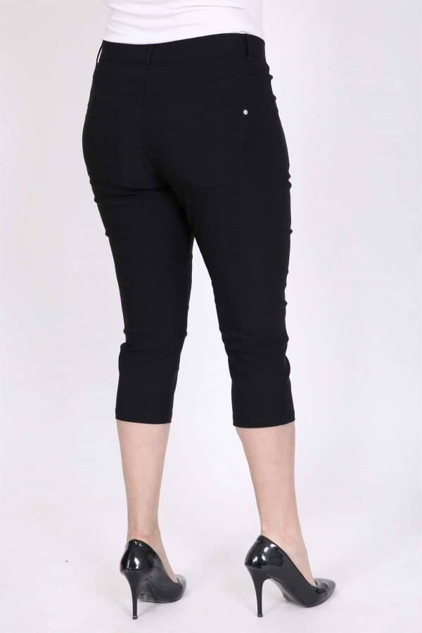 Zip-Up Pocket Lycra Capri Pants - 8