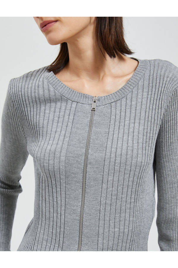 Zippered Cardigan with Ribbed Round Neck - 17