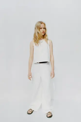 ZIPPERED SLEEVELESS TOP-White - 7