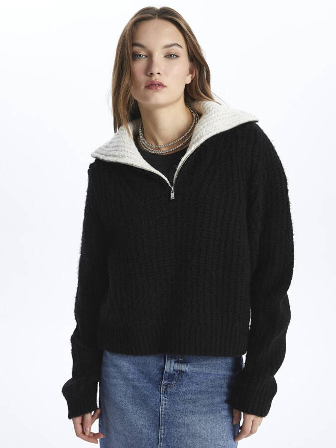 Zippered Stand Collar Relaxed Fit Thick Knit Sweater - Como - 8