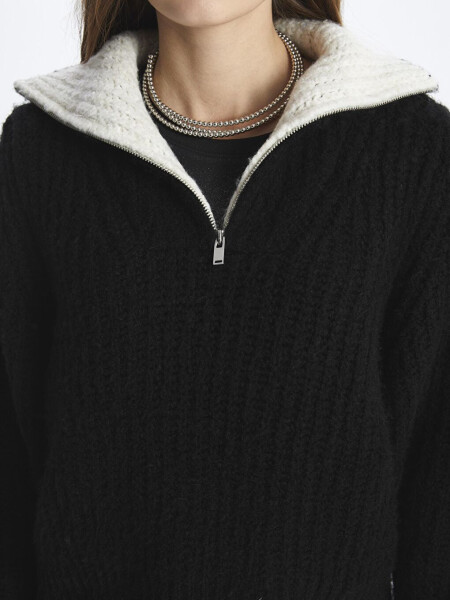 Zippered Stand Collar Relaxed Fit Thick Knit Sweater - Como - 5