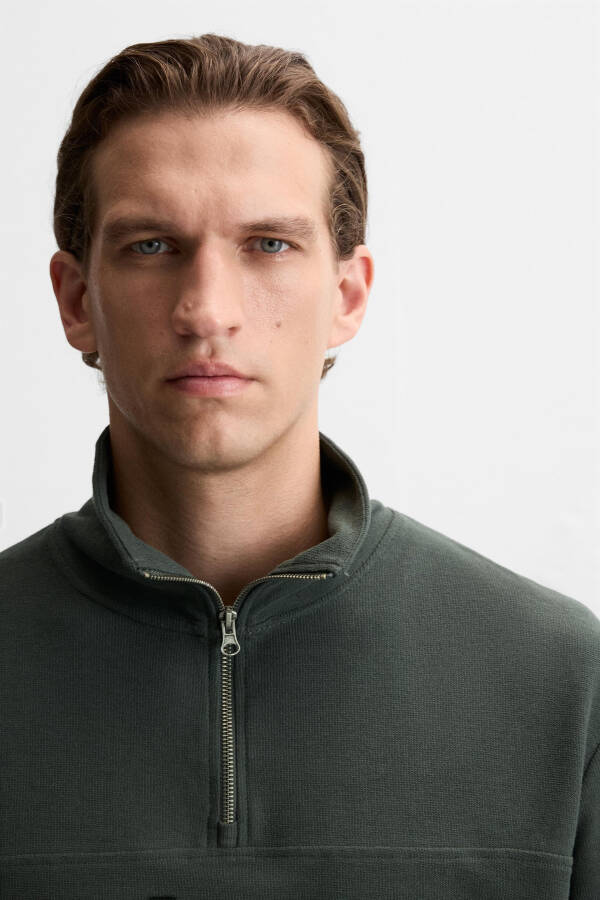 Zippered stand-up collar sweatshirt - Anthracite grey - 13